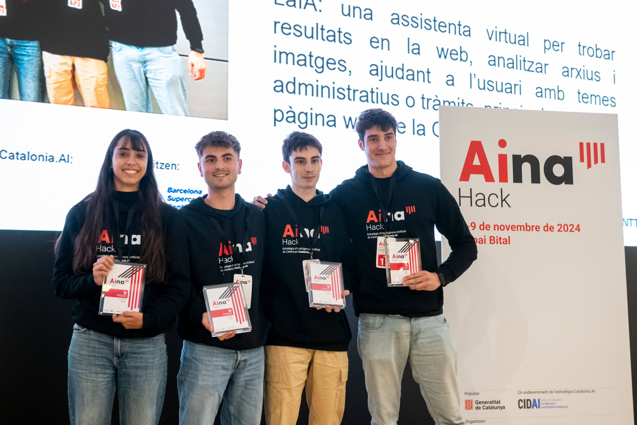 L'equip 12, guanyador del primer premi de l'Aina Hack